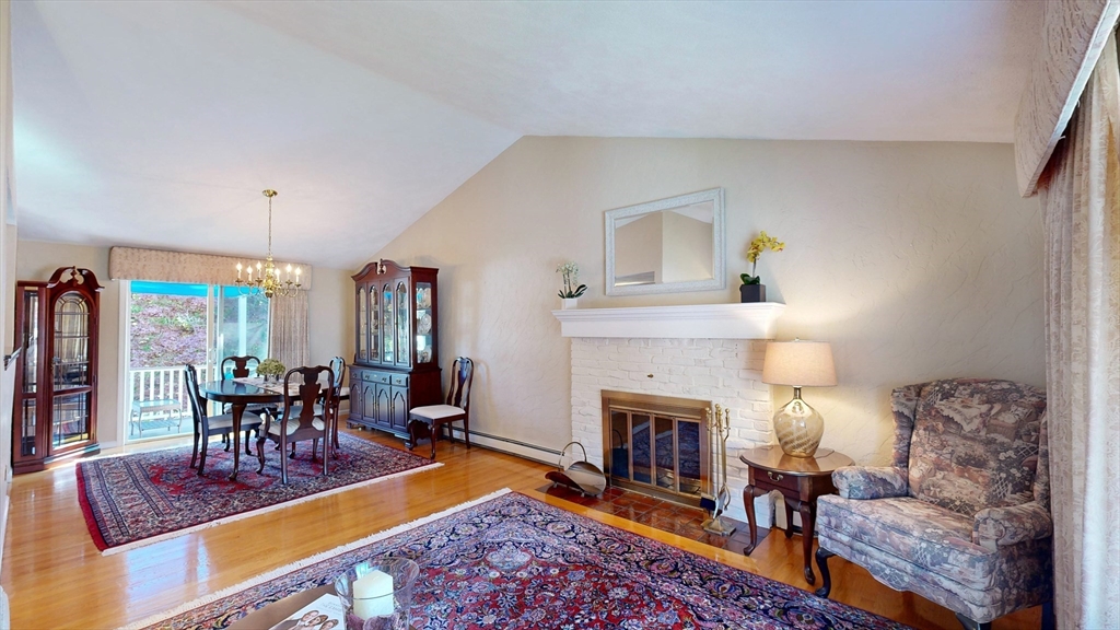 39 Riverside Drive Reading, MA 01867 - Photo 4 of 36 Gallery Image 4
