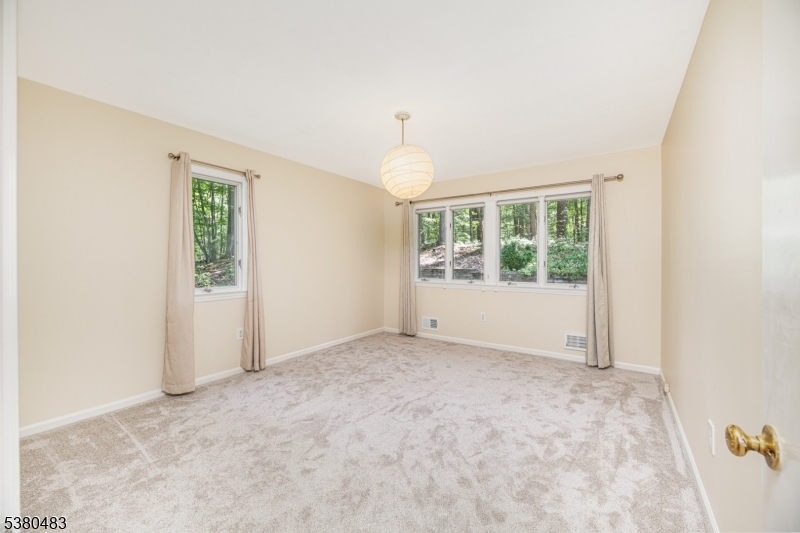 11 Indian Hollow Road Mendham, NJ 07945 - Photo 17 of 26