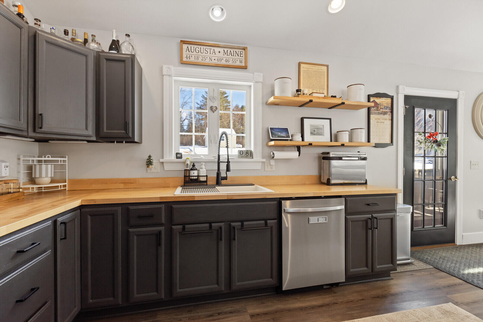 15 Fieldstone Drive Augusta, ME 04330 - Photo 6 of 77 118_BP5A0153_mls