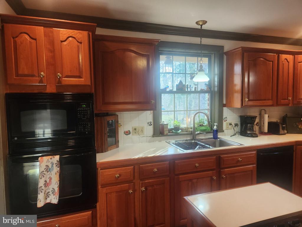 827 Hornig Road Lancaster, PA 17601 - Photo 14 of 130 Gallery Image 14