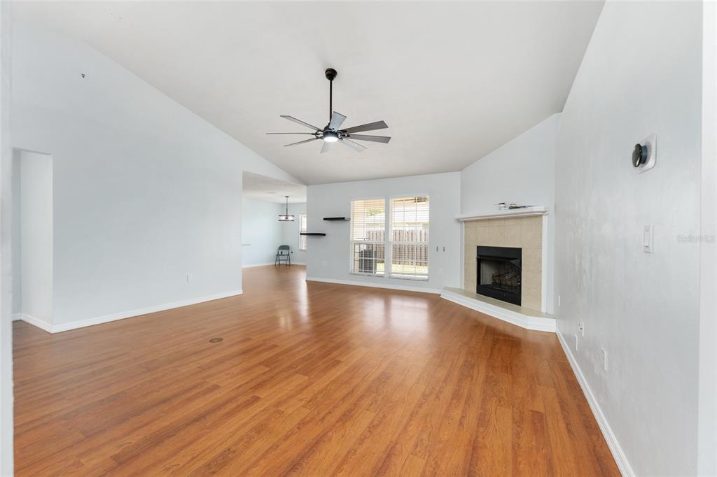 25670 Northwest 9th Road Newberry, FL 32669 - Photo 4 of 45