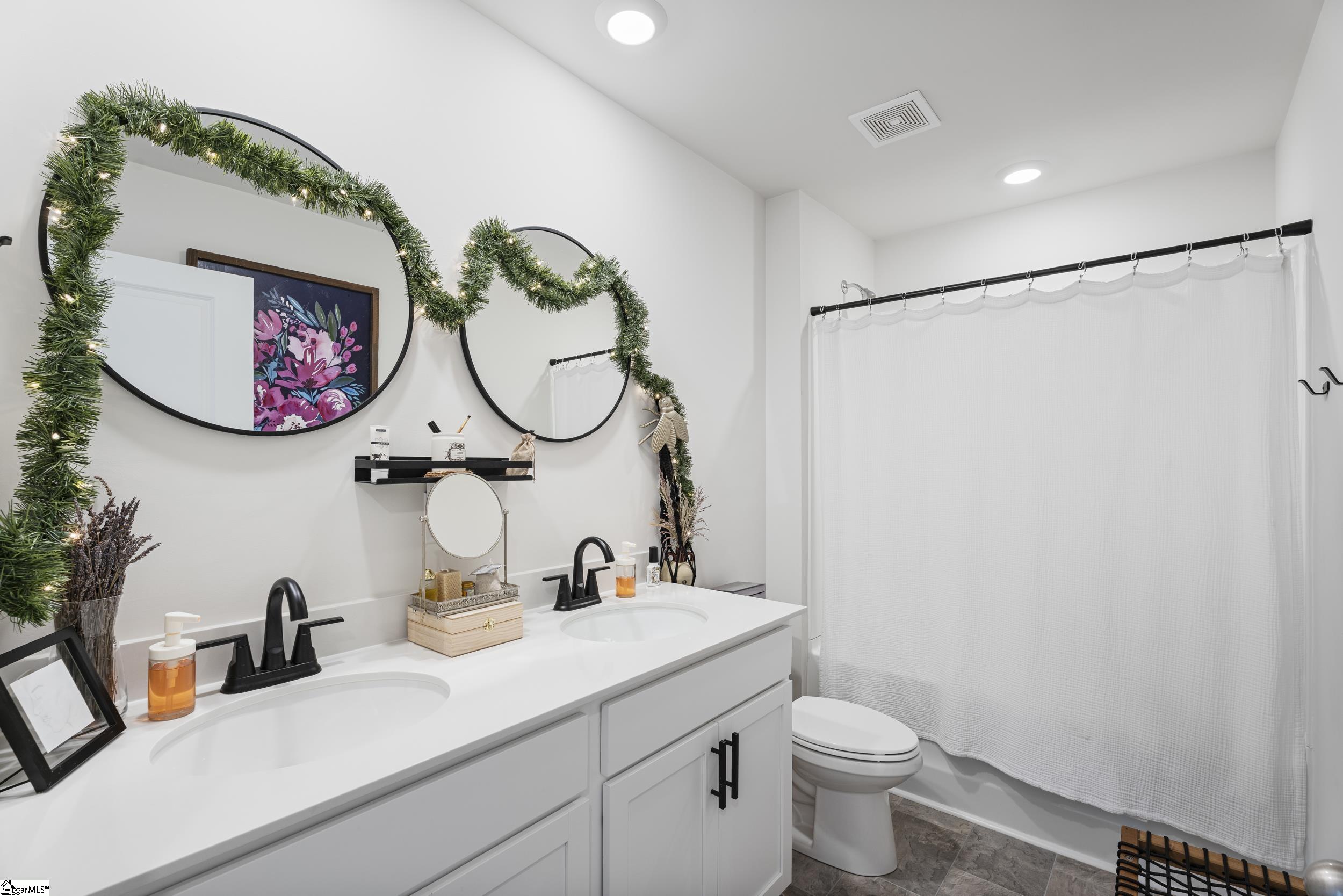 569 Sapling Gap Road Greer, SC 29651 - Photo 12 of 36 Gallery Image 12