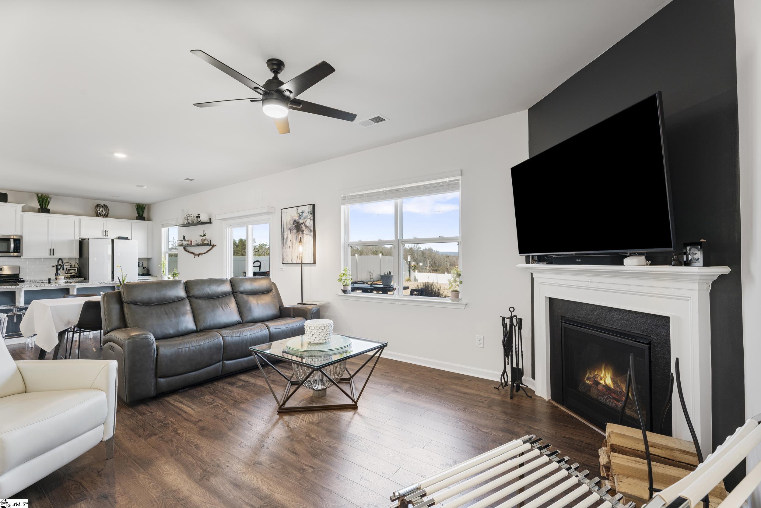 569 Sapling Gap Road Greer, SC 29651 - Photo 6 of 36 Gallery Image 6