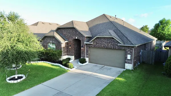$379,000 | 6515 Sterling Shores Lane, Rosenberg, TX 77471