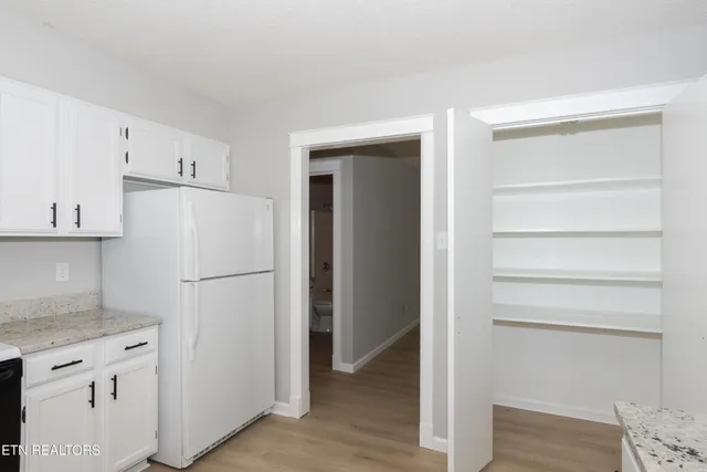 $574,900 | 1421 Cedar Park Drive, Maryville, TN 37803