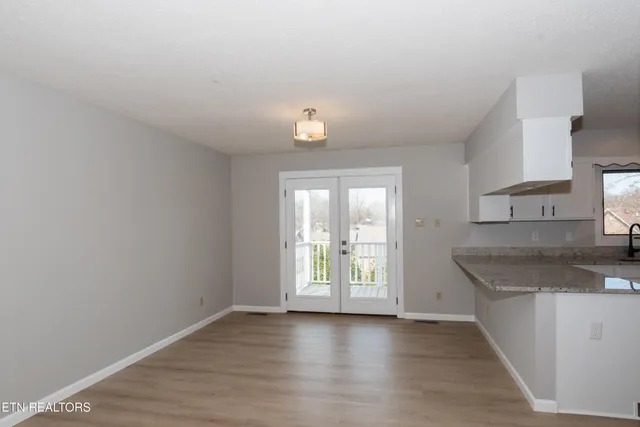 $574,900 | 1421 Cedar Park Drive, Maryville, TN 37803