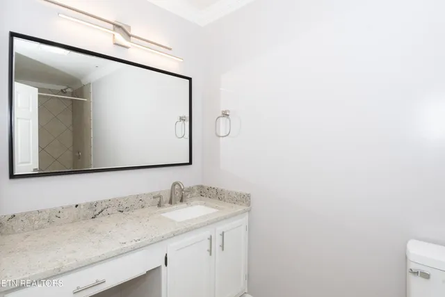 $574,900 | 1421 Cedar Park Drive, Maryville, TN 37803