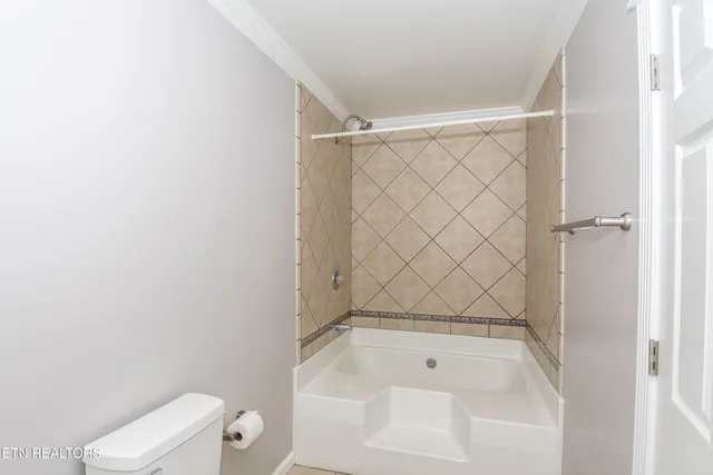 $574,900 | 1421 Cedar Park Drive, Maryville, TN 37803