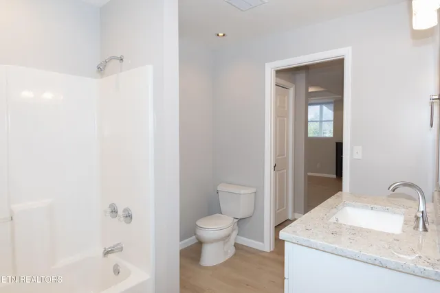 $574,900 | 1421 Cedar Park Drive, Maryville, TN 37803