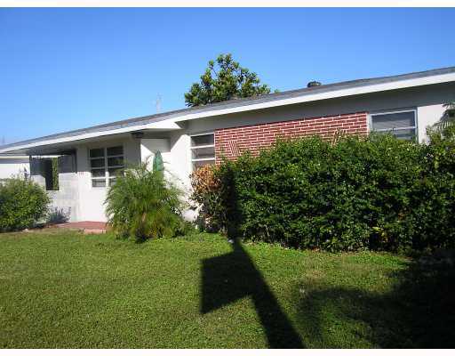 240 Davis Road Palm Springs, FL 33461 - Photo 1 of 7 Primary Photo