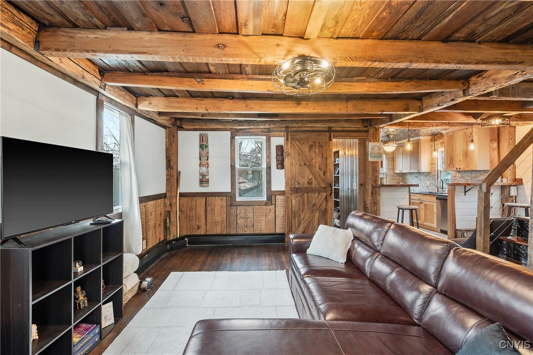 87 Canal Road Schroeppel, NY 13135 - Photo 7 of 28