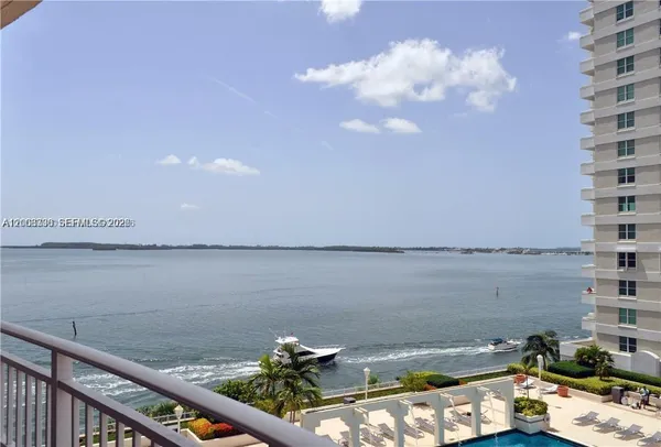 $360,000 | 770 Claughton Island Drive, Unit 810, Miami, FL 33131