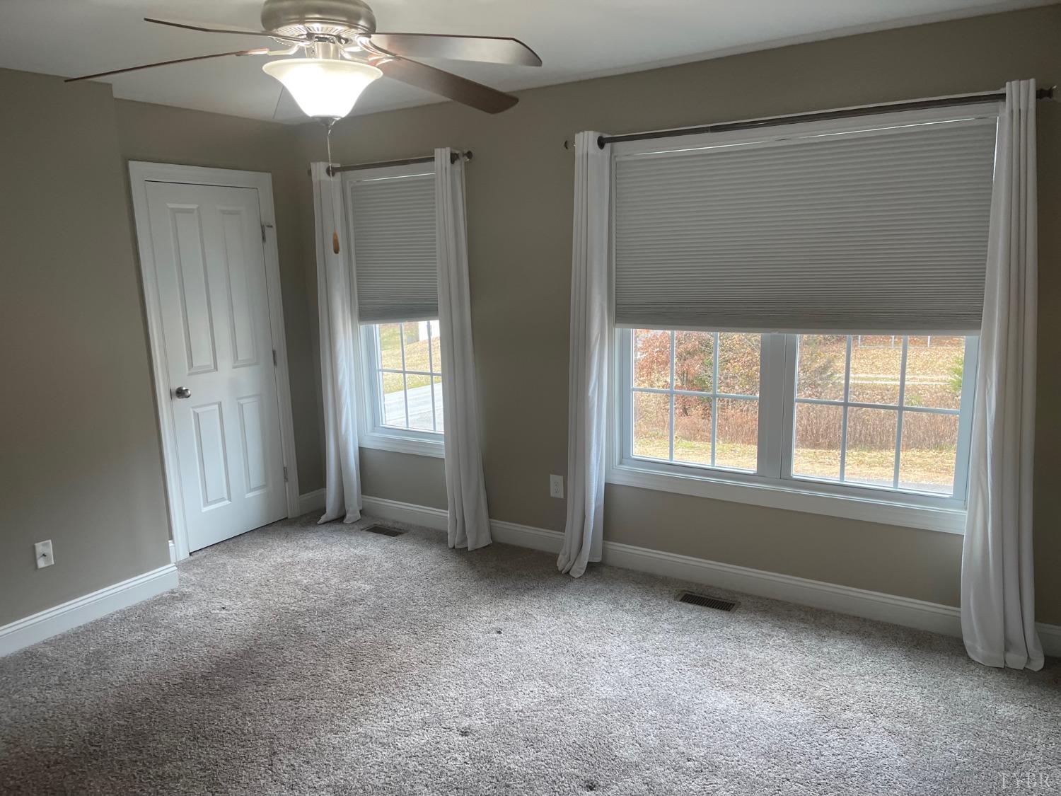 824 Wiggington Road, Unit 101 Lynchburg, VA 24501 - Photo 18 of 25 Gallery Image 18