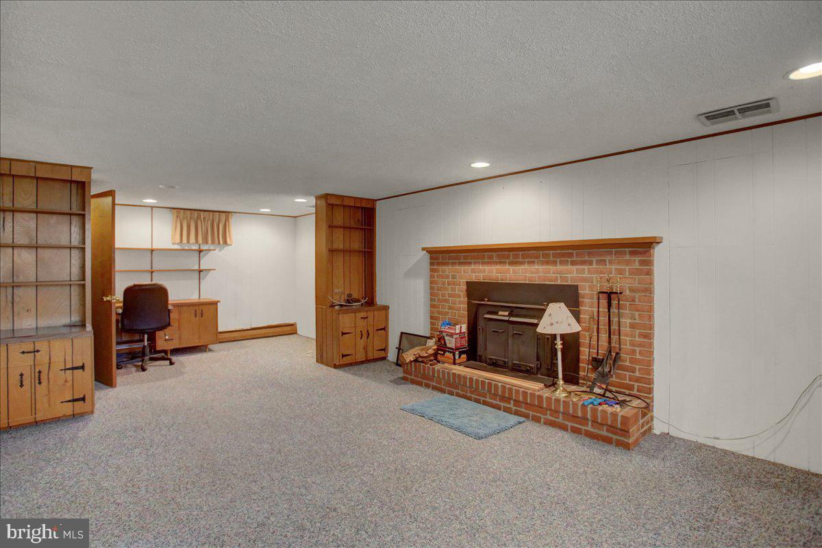 1355 Siloam Road Chambersburg, PA 17201 - Photo 20 of 29