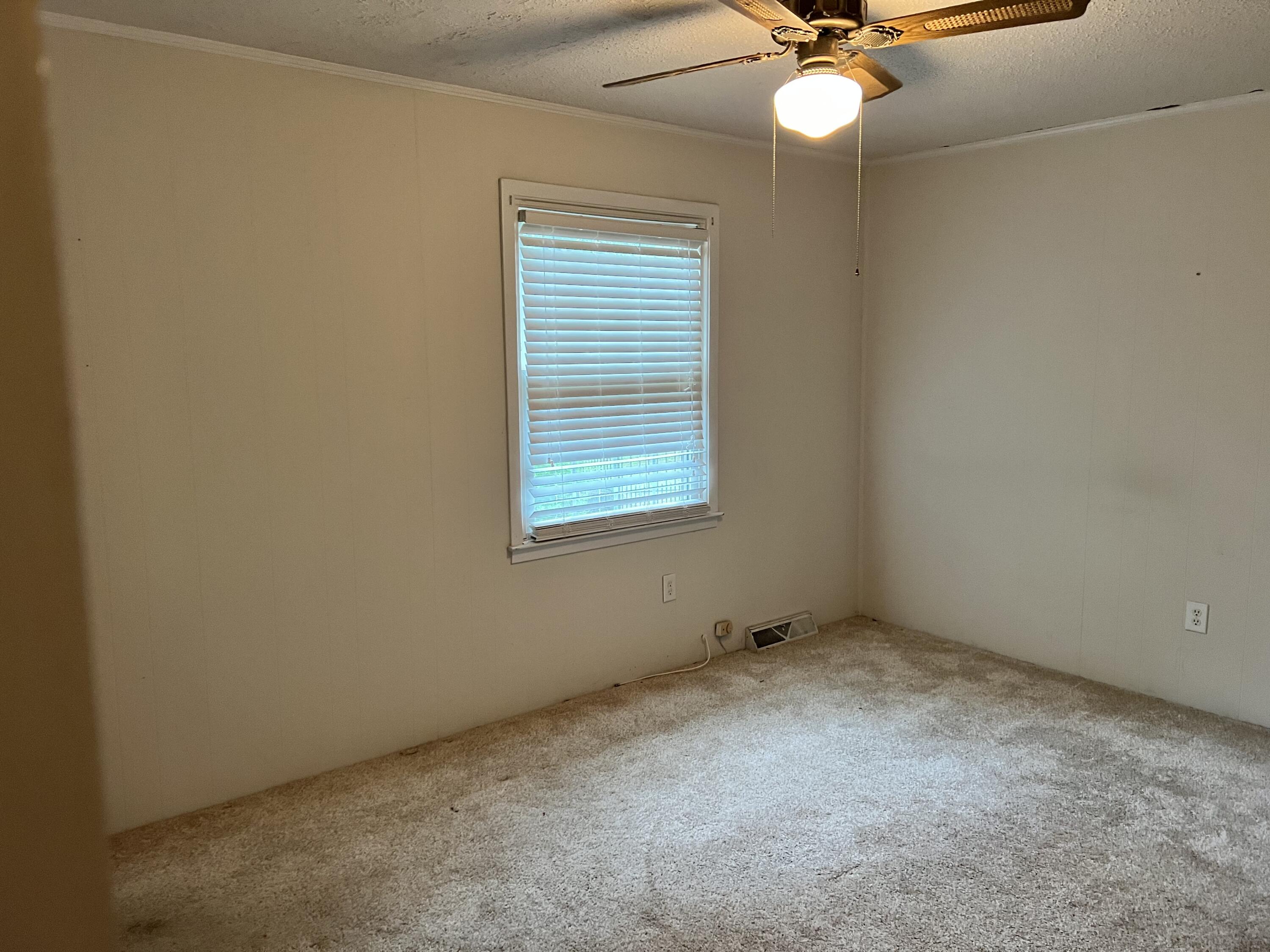 404 King Street Wrens, GA 30833 - Photo 13 of 14 IMG_0386