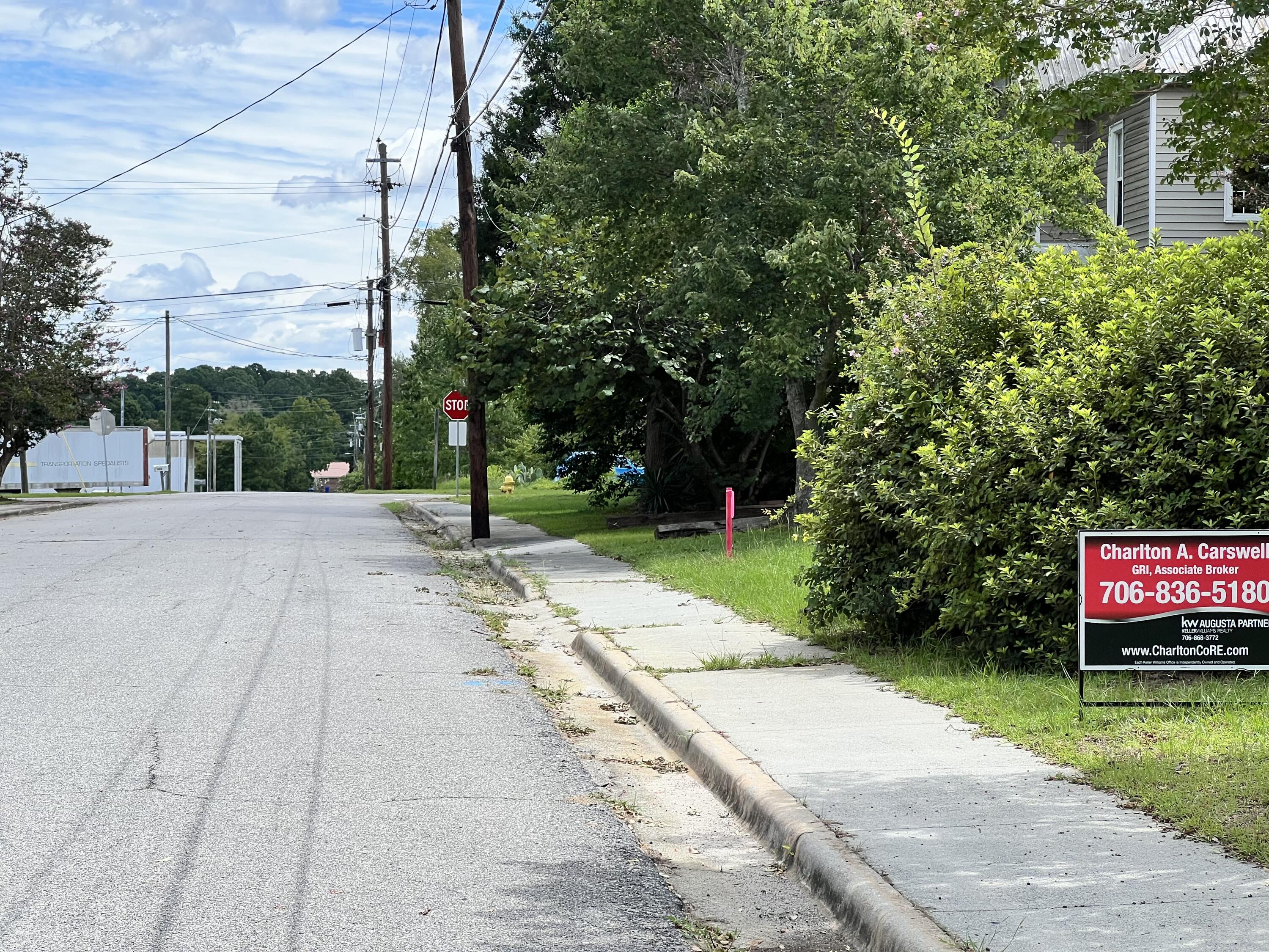 404 King Street Wrens, GA 30833 - Photo 8 of 14 IMG_5582