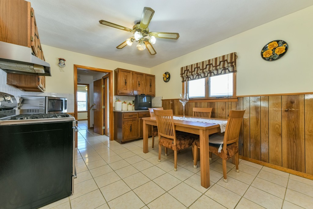 398 Bryant Street Malden, MA 02148 - Photo 11 of 24