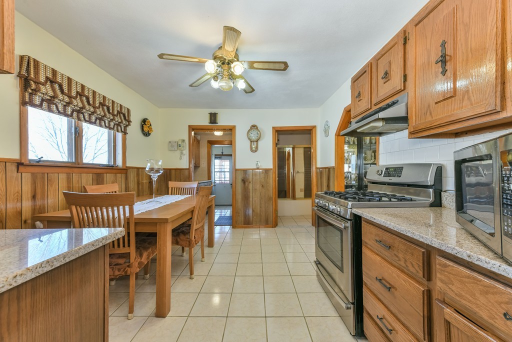 398 Bryant Street Malden, MA 02148 - Photo 12 of 24