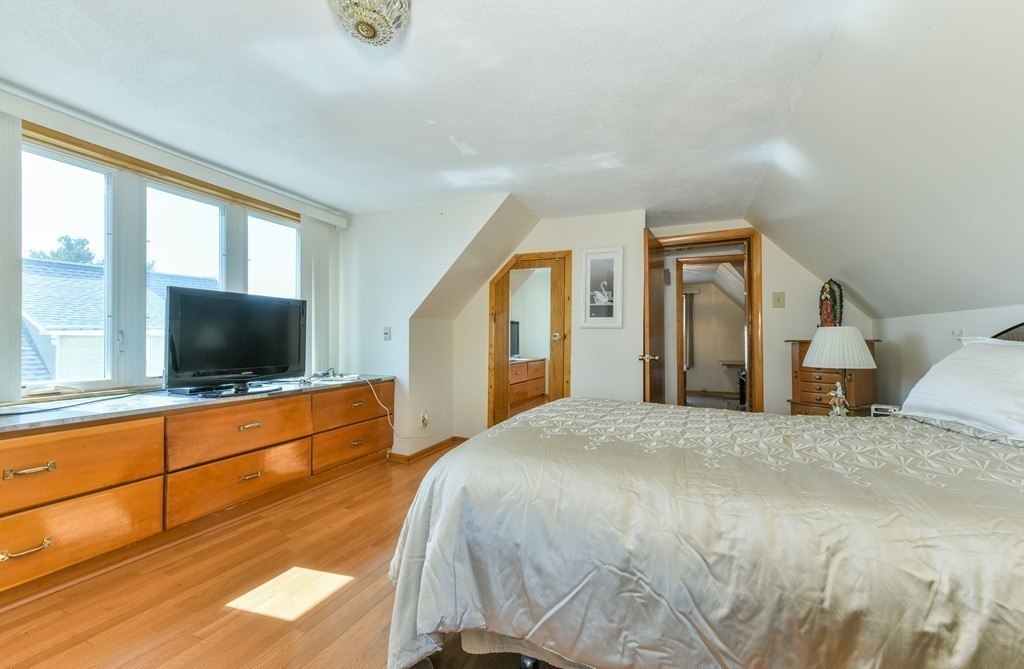 398 Bryant Street Malden, MA 02148 - Photo 19 of 24