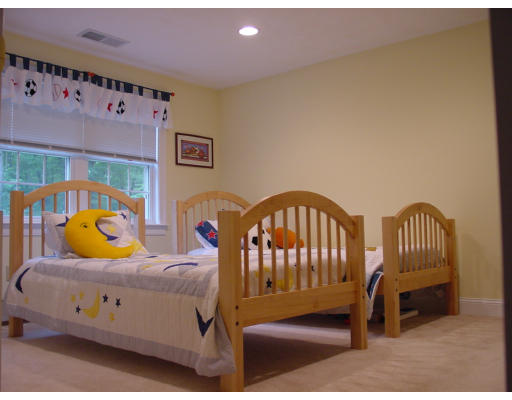 96 Frankland Road Hopkinton, MA 01748 - Photo 3 of 10