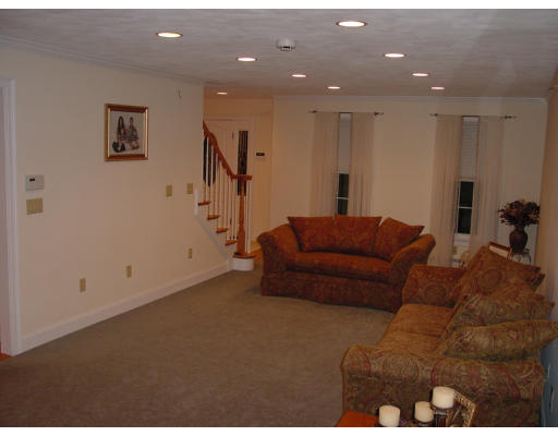 96 Frankland Road Hopkinton, MA 01748 - Photo 7 of 10