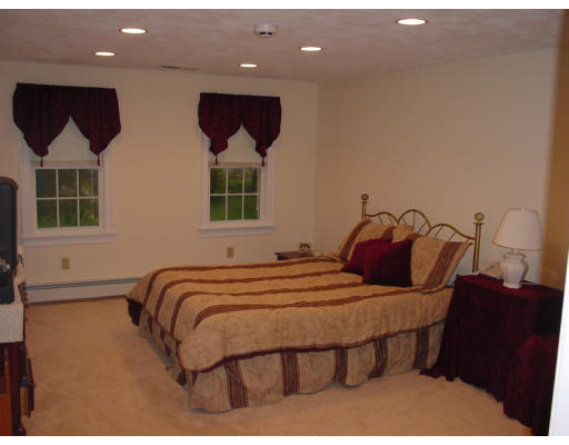 96 Frankland Road Hopkinton, MA 01748 - Photo 8 of 10