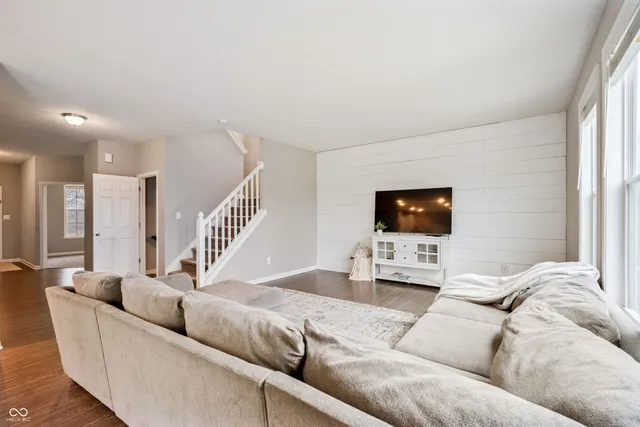 $579,000 | 1065 Coral Springs Drive, Cicero, IN 46034