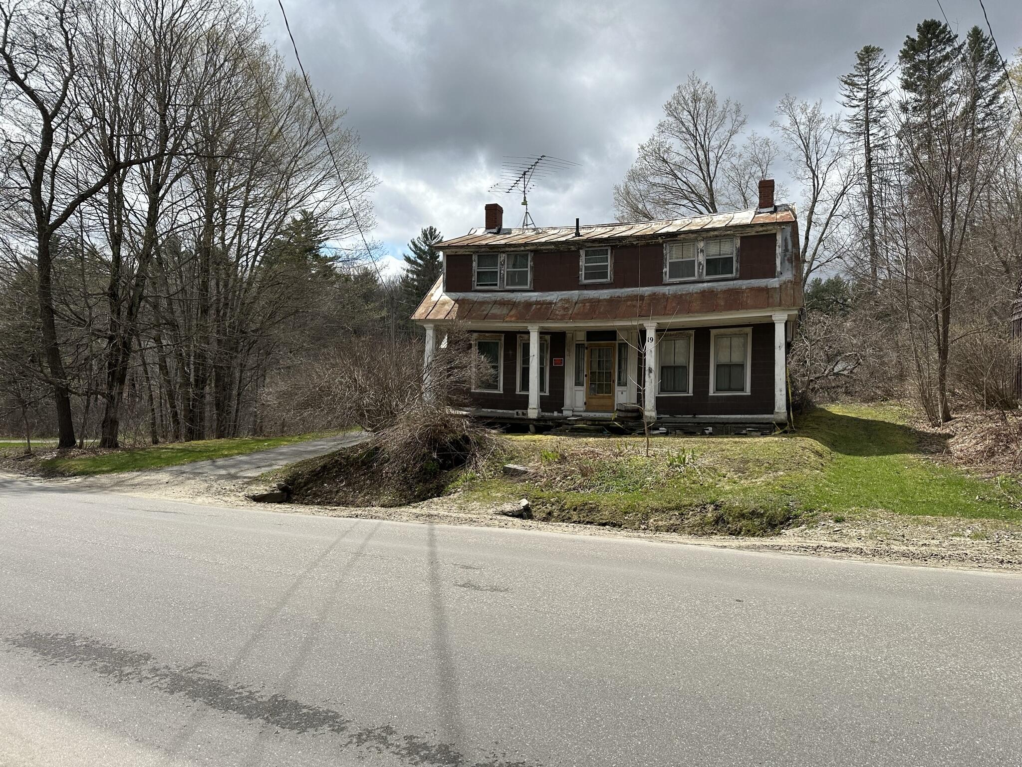 19 Cemetery Road Wilton, ME 04294 - Photo 4 of 29 IMG_0382