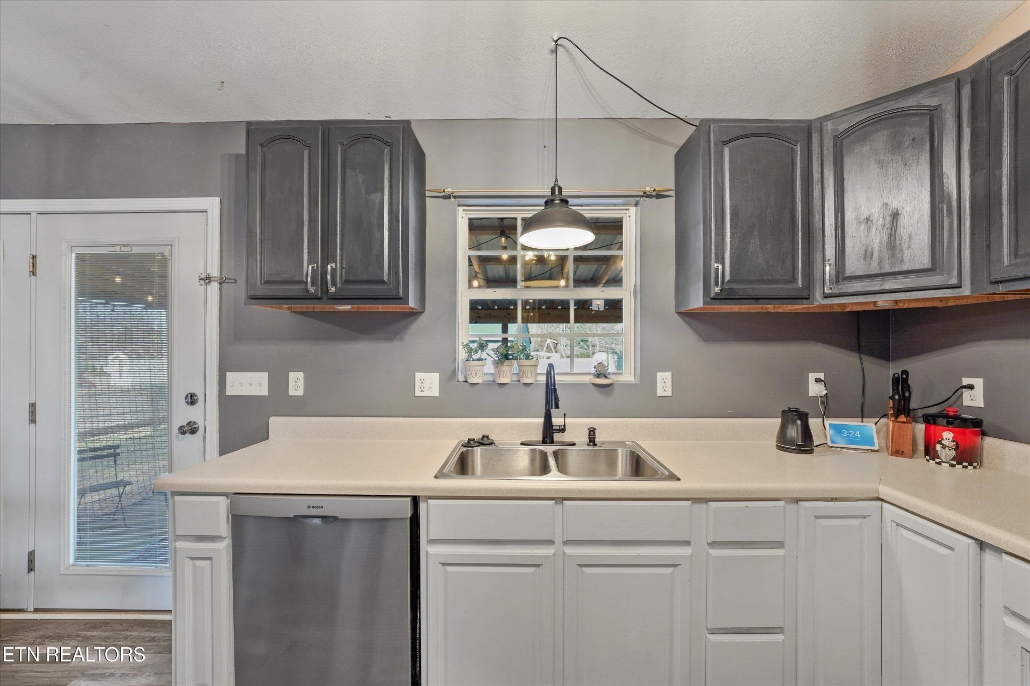 913 Corntassel Road Vonore, TN 37885 - Photo 11 of 39 Gallery Image 11