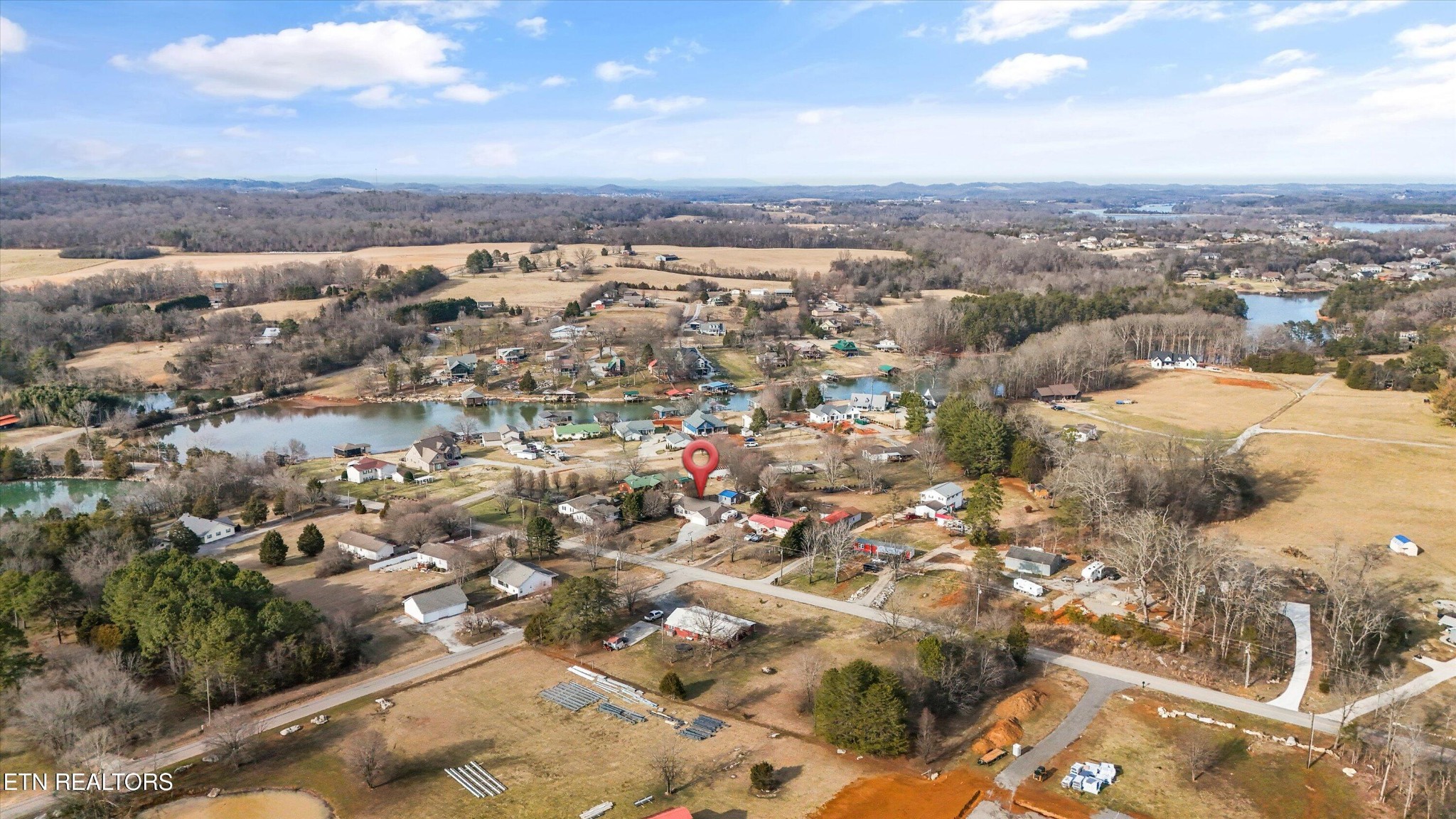 913 Corntassel Road Vonore, TN 37885 - Photo 4 of 39 Gallery Image 4
