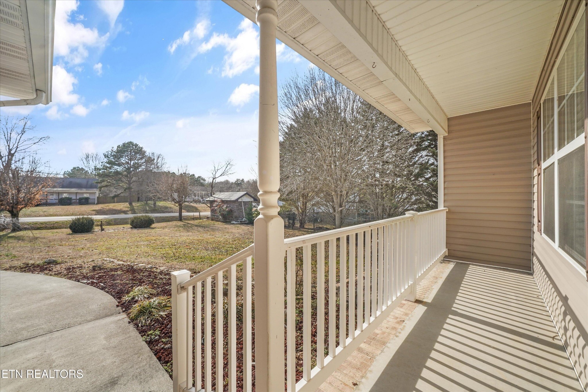 913 Corntassel Road Vonore, TN 37885 - Photo 5 of 39 Gallery Image 5