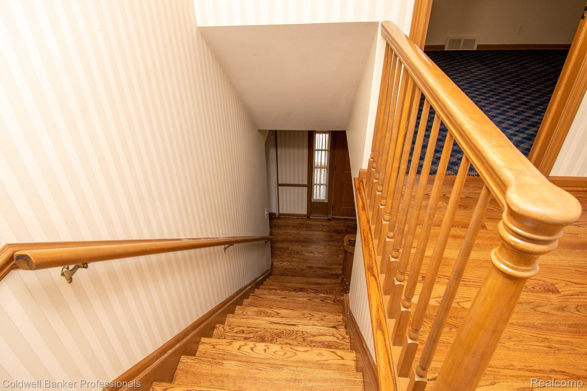 65 South Duval Road Grosse Pointe, MI 48236 - Photo 17 of 40 20200511-DSC_6154.jpg