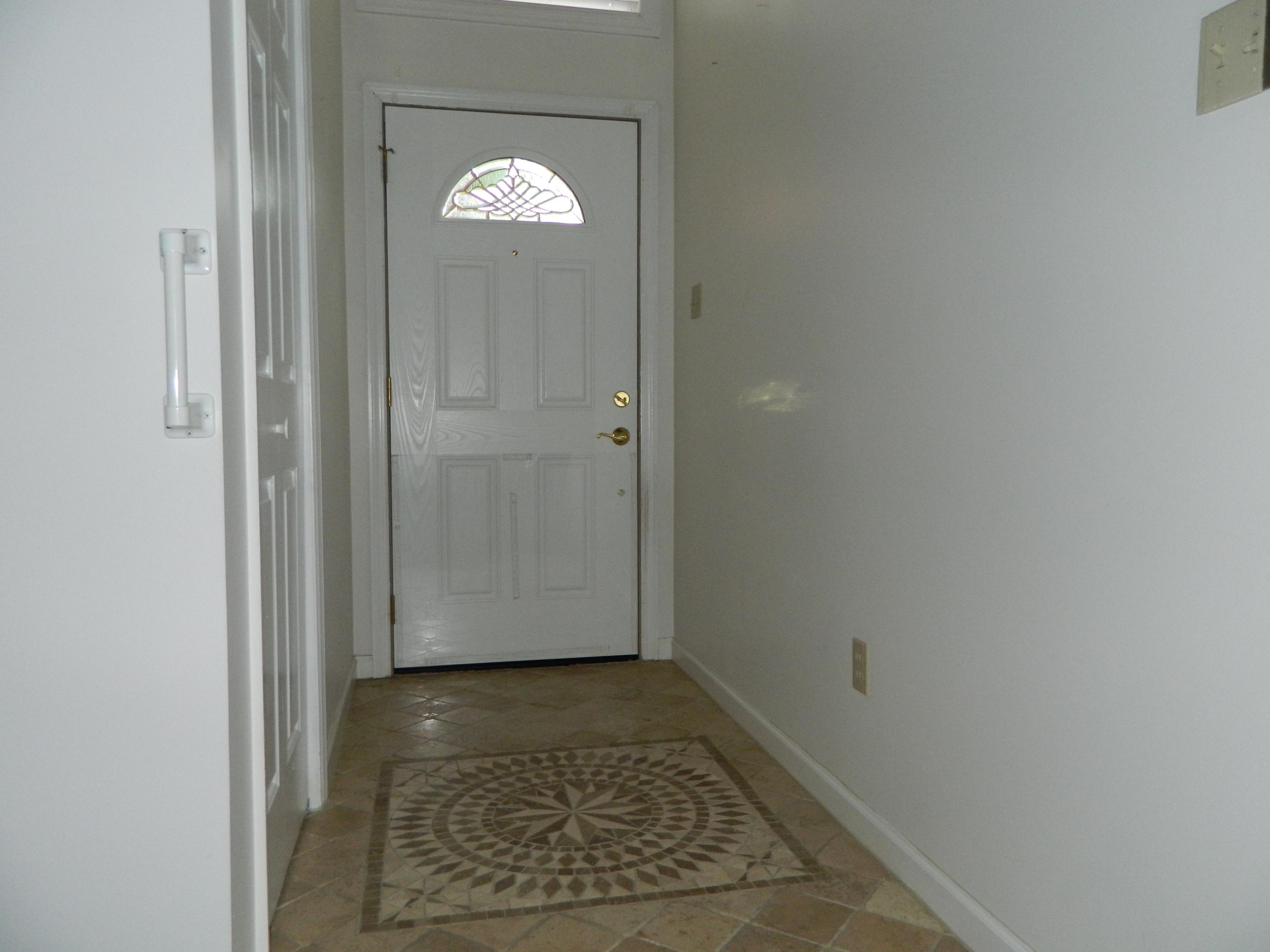 124 Grandcove Lane Oak Ridge, TN 37830 - Photo 5 of 22 DSCN0218
