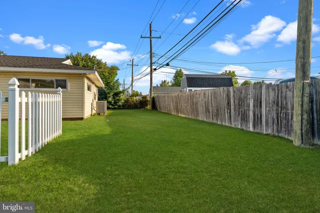 $2,800 | 38 Indian Creek Drive, Levittown, PA 19057