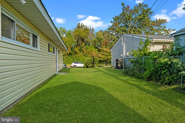 $2,800 | 38 Indian Creek Drive, Levittown, PA 19057