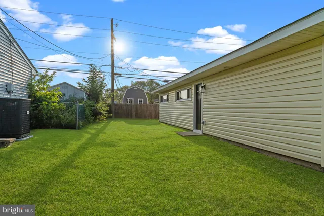 $2,800 | 38 Indian Creek Drive, Levittown, PA 19057