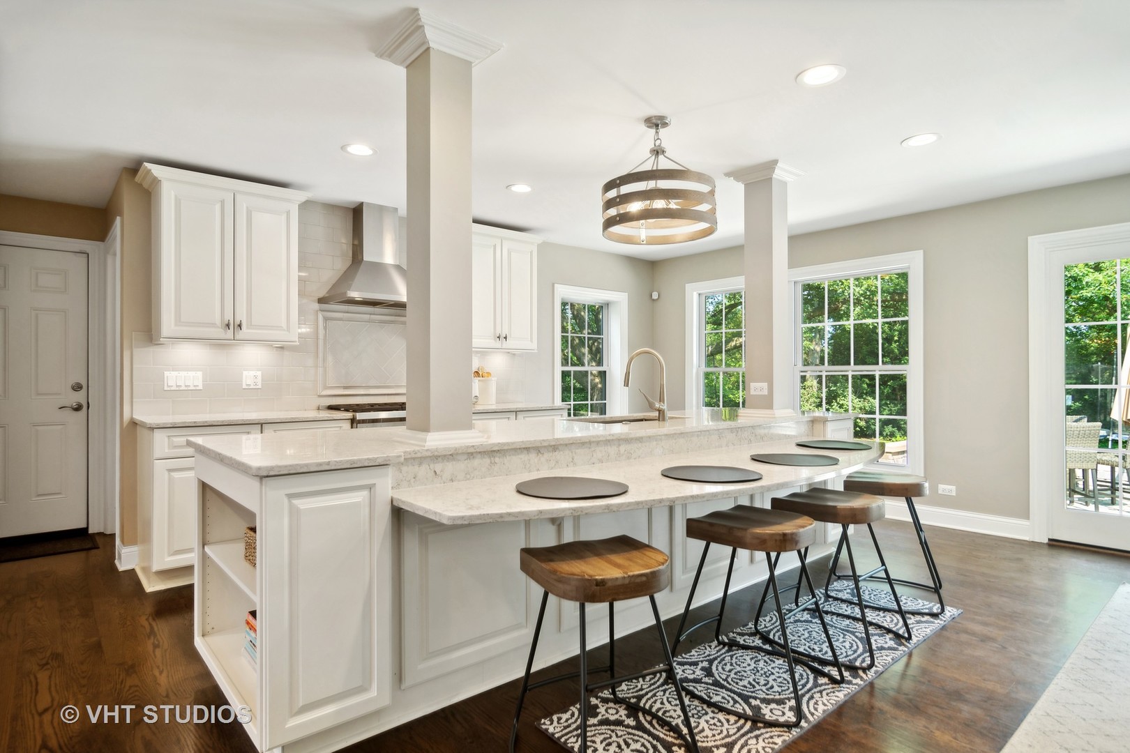 1603 Appleby Road Inverness, IL 60067 - Photo 7 of 44