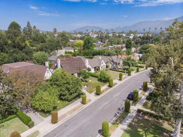 $6,500 | 400 South Meridith Avenue, Pasadena, CA 91106