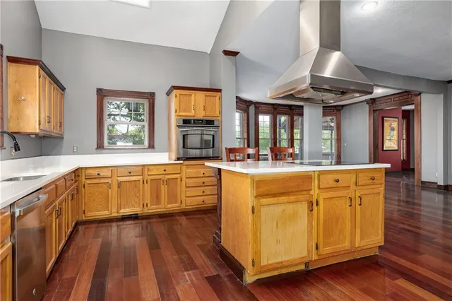 $599,999 | 3027 McGee Street, Kansas City, MO 64108