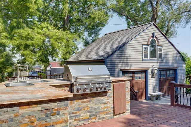 $599,999 | 3027 McGee Street, Kansas City, MO 64108