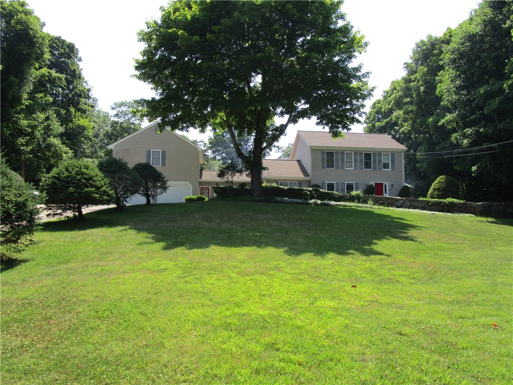 49 Spring Street Hopkinton, RI 02832 - Photo 2 of 28