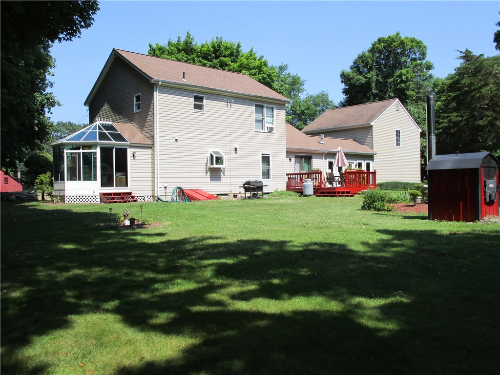 49 Spring Street Hopkinton, RI 02832 - Photo 3 of 28