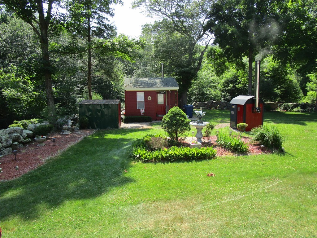 49 Spring Street Hopkinton, RI 02832 - Photo 5 of 28