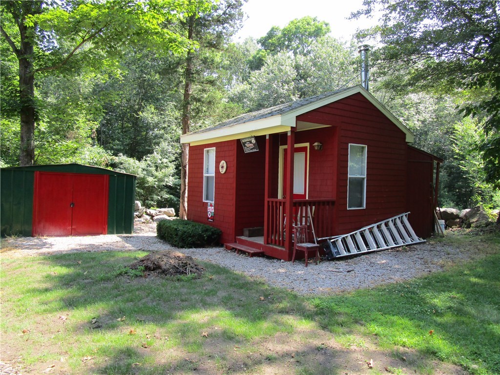 49 Spring Street Hopkinton, RI 02832 - Photo 8 of 28