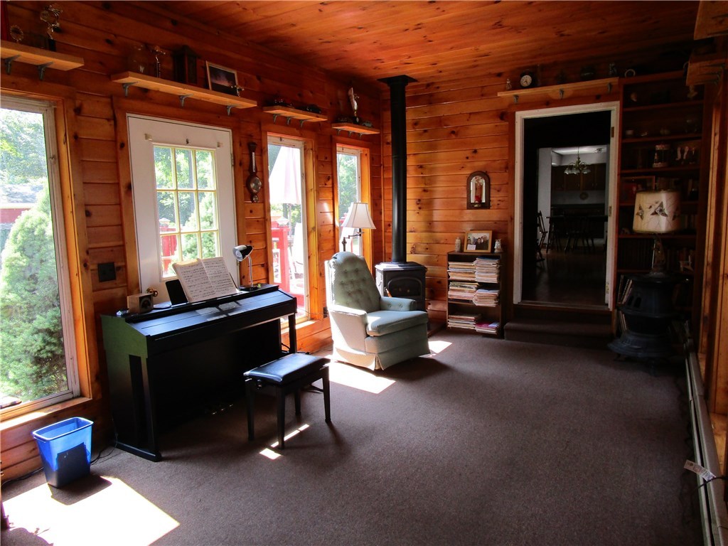 49 Spring Street Hopkinton, RI 02832 - Photo 10 of 28