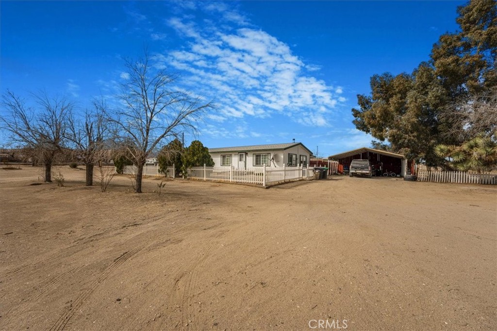 13378 Paramount Road Phelan, CA 92371 - Photo 32 of 43