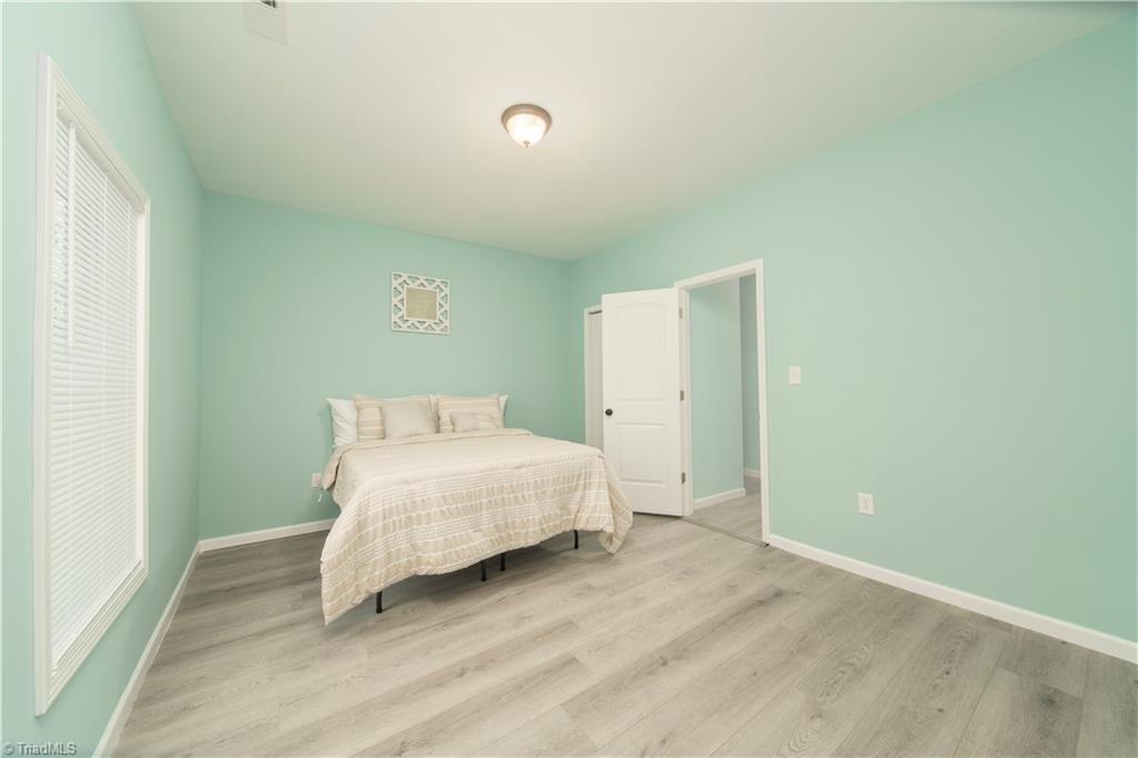 906 Putnam Street High Point, NC 27262 - Photo 11 of 21 Gallery Image 11