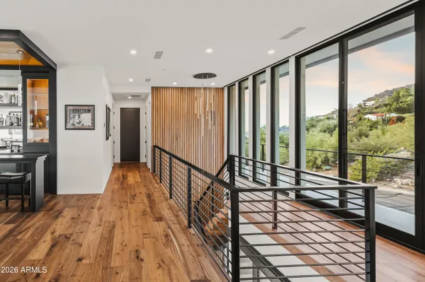 $13,000,000 | 4725 North 56th Street, Phoenix, AZ 85251