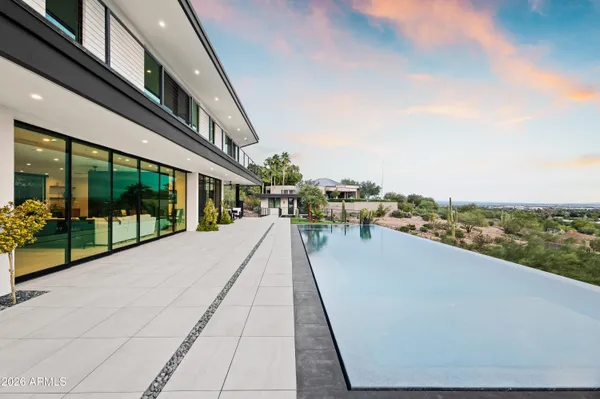 $13,000,000 | 4725 North 56th Street, Phoenix, AZ 85251
