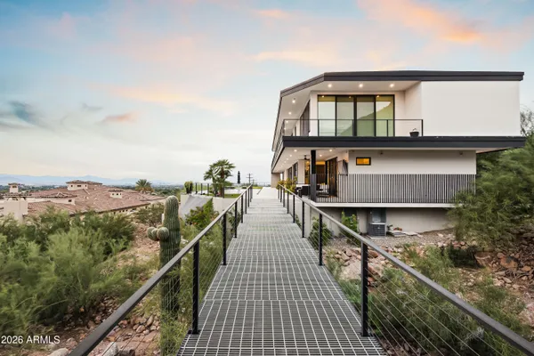 $13,000,000 | 4725 North 56th Street, Phoenix, AZ 85251